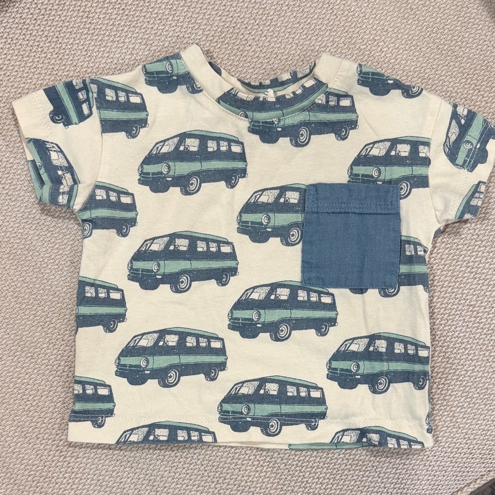Kate Quinn boxy tee